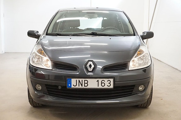 Renault Clio 3 of 5