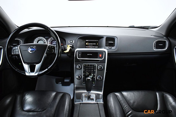 Volvo S60 9 of 18