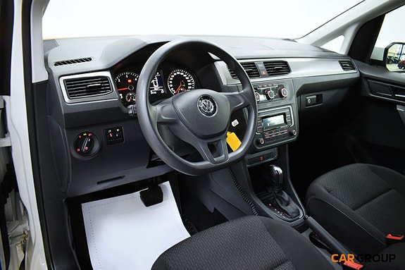 Volkswagen Caddy Maxi 12 of 17