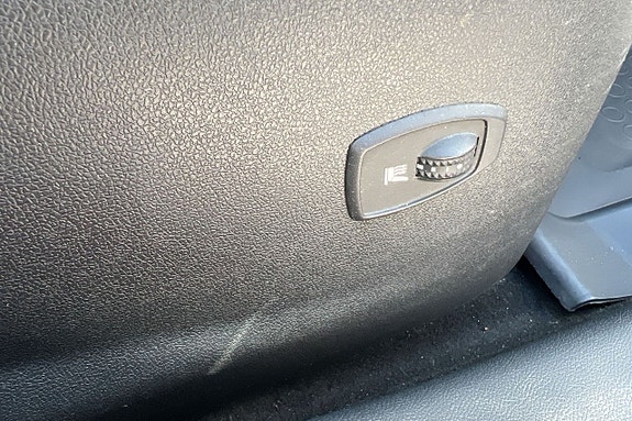 Renault Megane 13 of 16