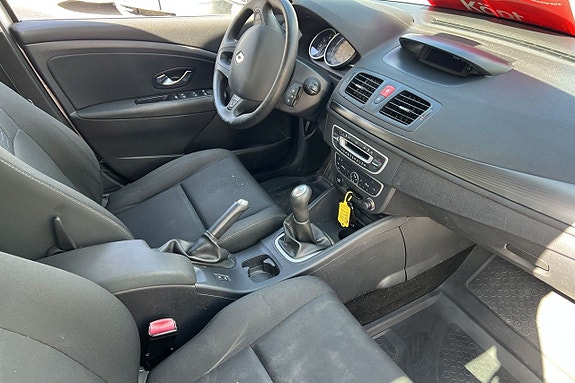 Renault Megane 10 of 16