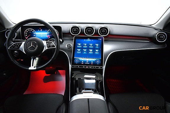 Mercedes-Benz C200 9 of 18