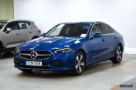 Mercedes-Benz C200 2 of 18