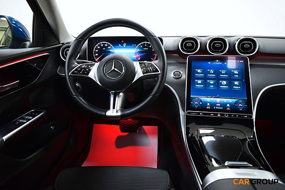 Mercedes-Benz C200 10 of 18