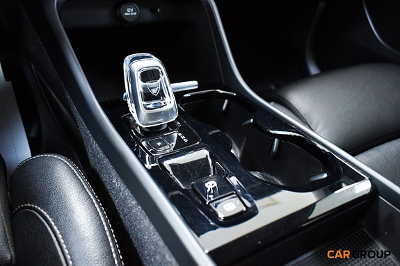 Volvo XC40 17 of 17