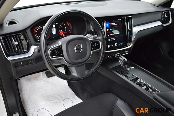 Volvo V60 11 of 22