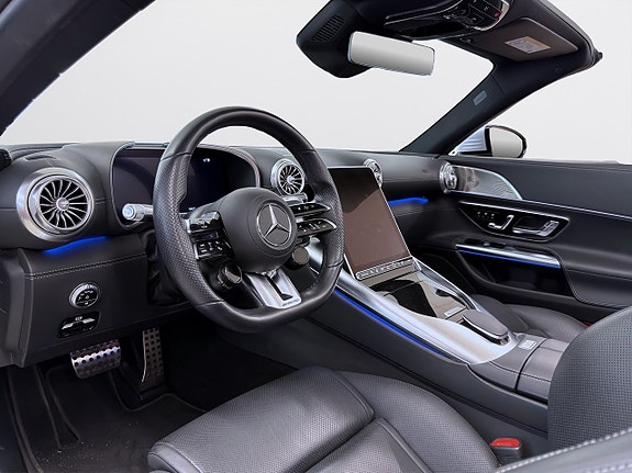 Mercedes-Benz SL63 8 of 23