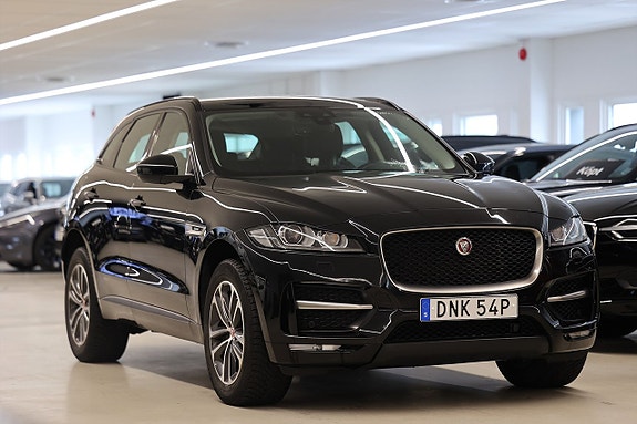 Jaguar F-PACE 6 of 23