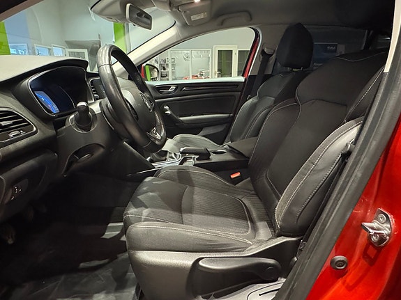 Renault Megane IV 8 of 14