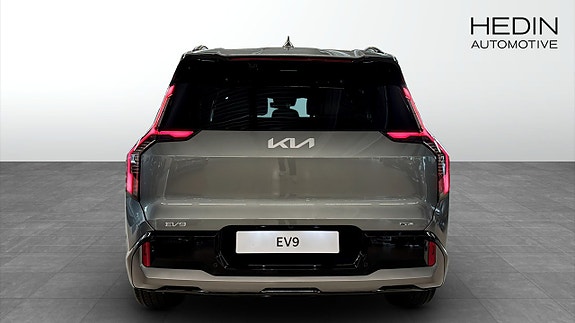 Kia EV9 7 of 16