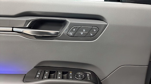 Kia EV9 11 of 16