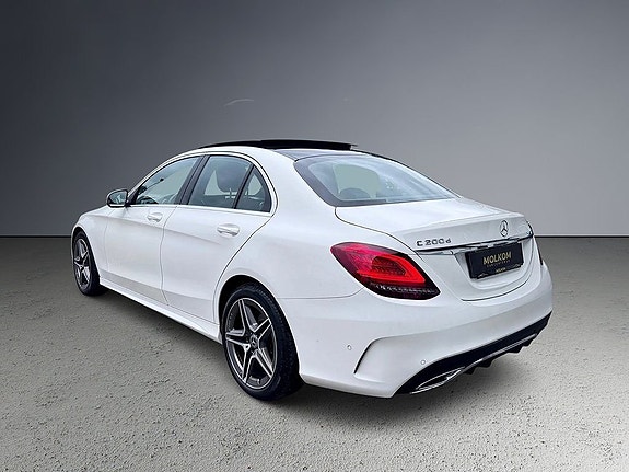 Mercedes-Benz C200 d 4 of 5