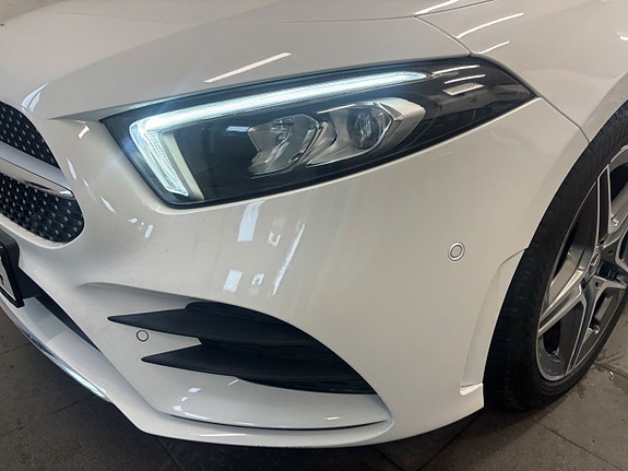 Mercedes-Benz A180 d 3 of 5