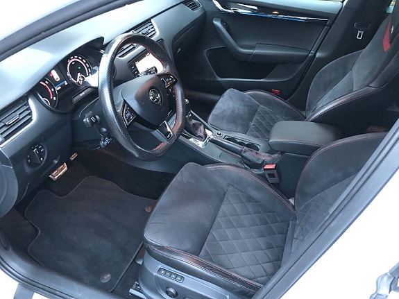 Skoda Octavia RS 8 of 29