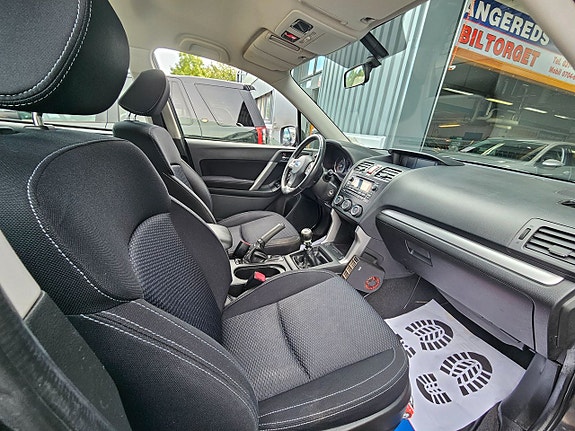 Subaru Forester 8 of 14