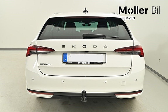 Skoda Octavia 3 of 5