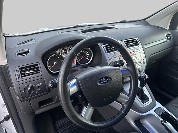 Ford Kuga 16 of 22