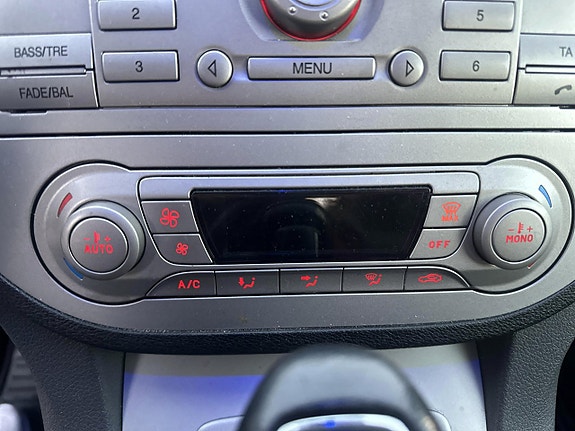 Ford Kuga 18 of 22