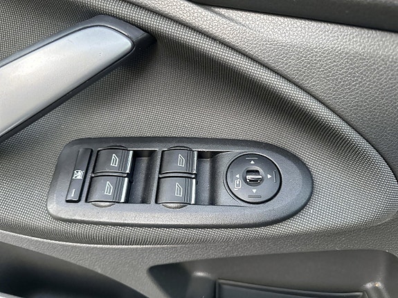 Ford Kuga 19 of 22