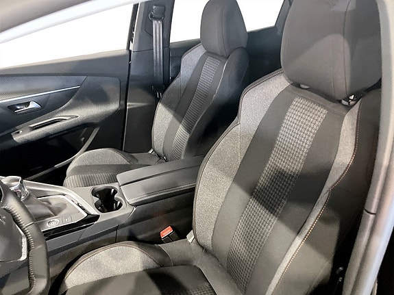 Peugeot 3008 5 of 5