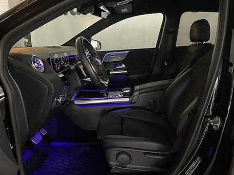 Mercedes-Benz B200 7 of 16