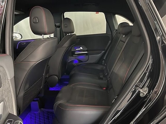 Mercedes-Benz B200 15 of 16