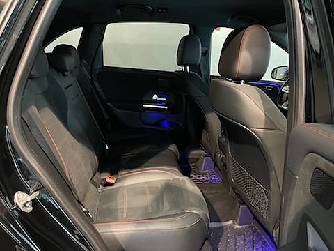 Mercedes-Benz B200 13 of 16