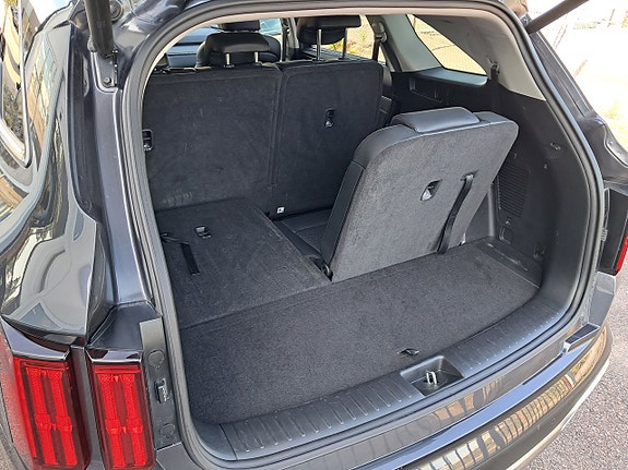 Kia Sorento 8 of 8