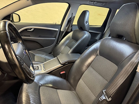Volvo V70 15 of 17