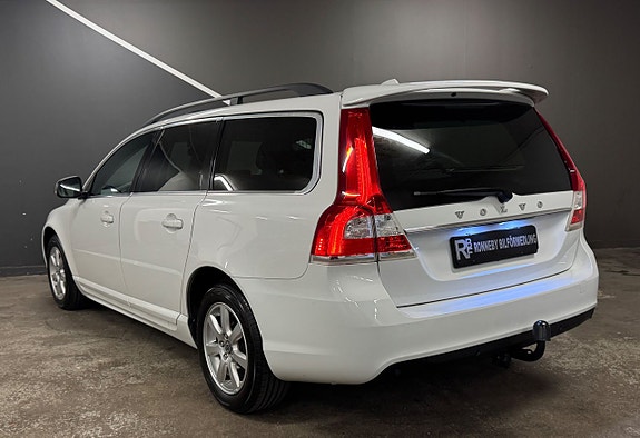 Volvo V70 6 of 17