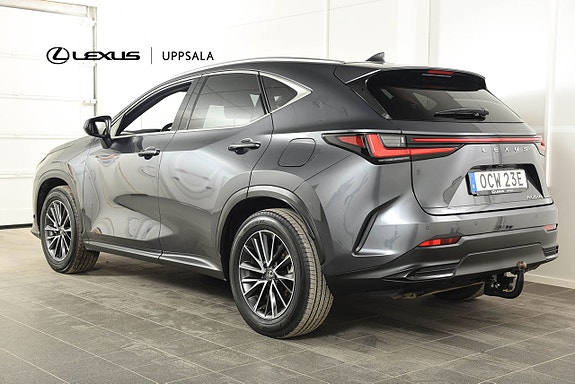 Lexus NX450h+ 3 of 15