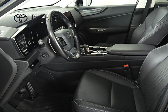 Lexus NX450h+ 6 of 20