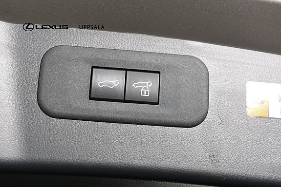 Lexus NX450h+ 11 of 22