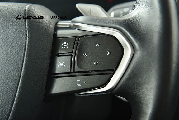 Lexus NX450h+ 15 of 19