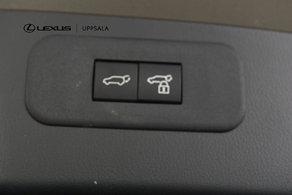 Lexus NX450h+ 11 of 19