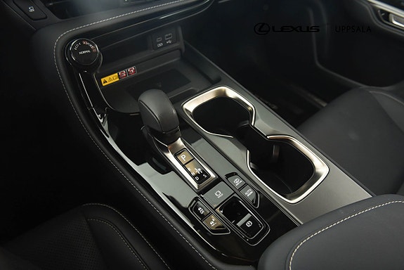 Lexus NX450h+ 16 of 20