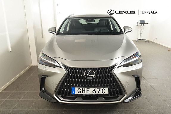 Lexus NX450h+ 5 of 20