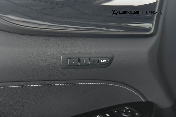 Lexus NX450h+ 14 of 20
