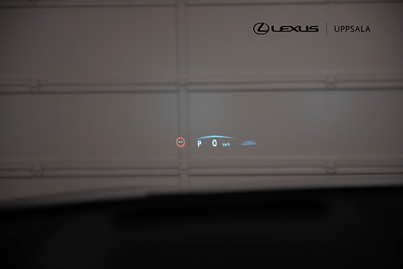 Lexus NX450h+ 18 of 20