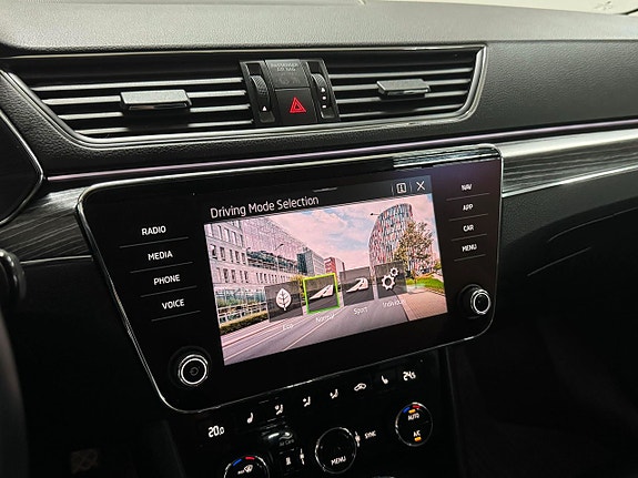 Skoda Superb 12 of 23