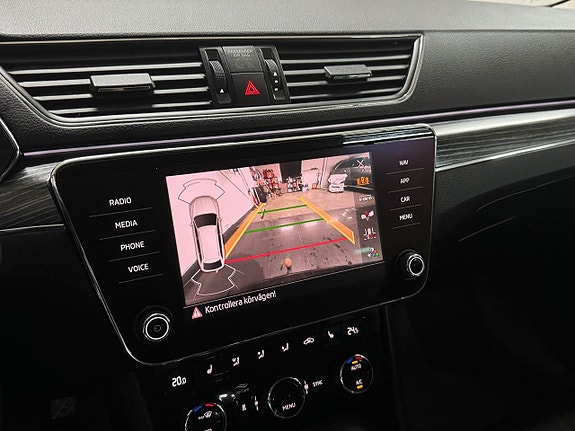 Skoda Superb 13 of 23