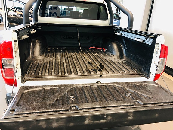 Nissan Navara 9 of 9