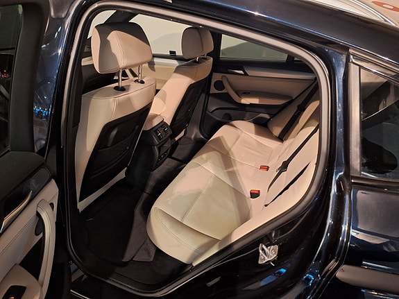 BMW X4 14 of 14