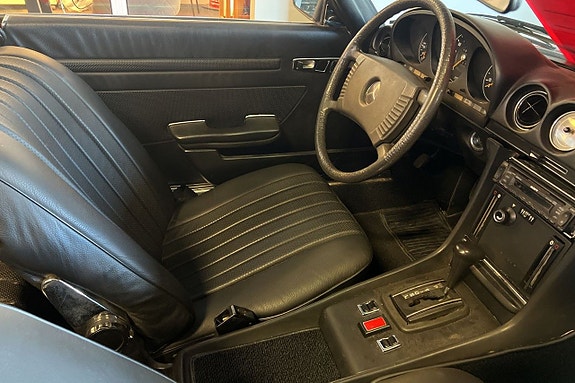 Mercedes-Benz 450 SL 12 of 16