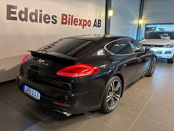 Porsche Panamera Turbo 4 of 20