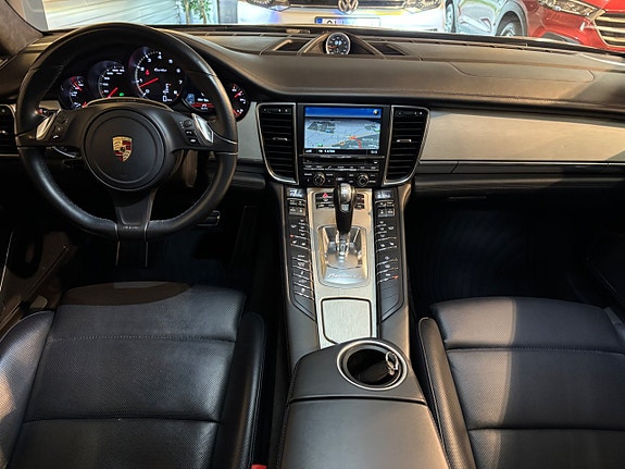Porsche Panamera Turbo 9 of 20