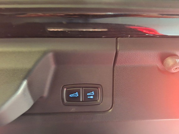 Porsche Panamera Turbo 17 of 18