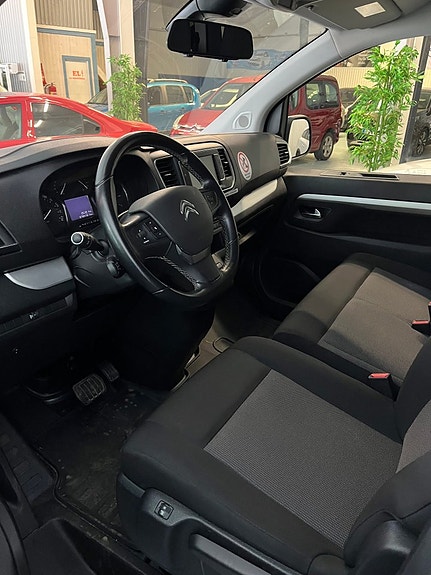 Citroen E-SpaceTourer 3 of 5
