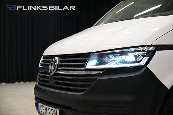 Volkswagen Transporter 13 of 28