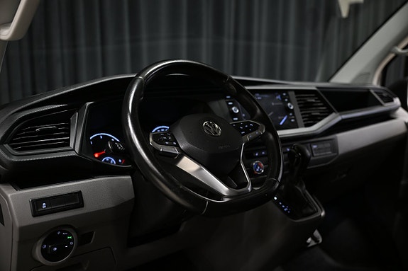 Volkswagen Transporter 14 of 28
